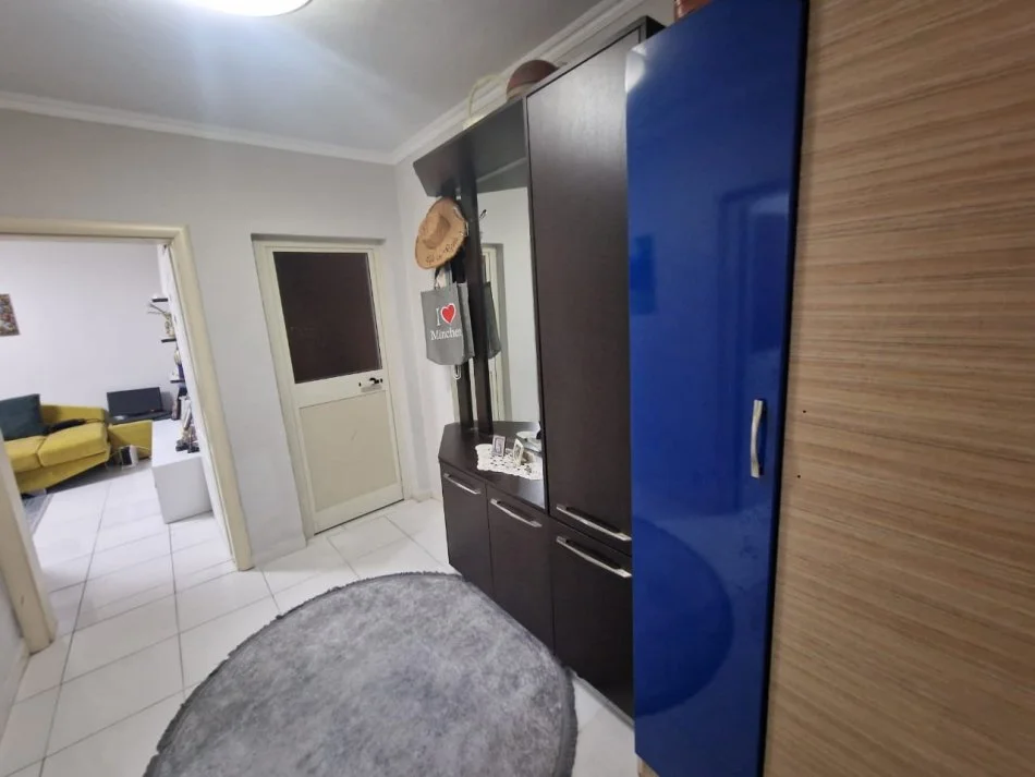 Tirane, shitet 1+1 , 63 m² 126.000 € (vasil shanto)