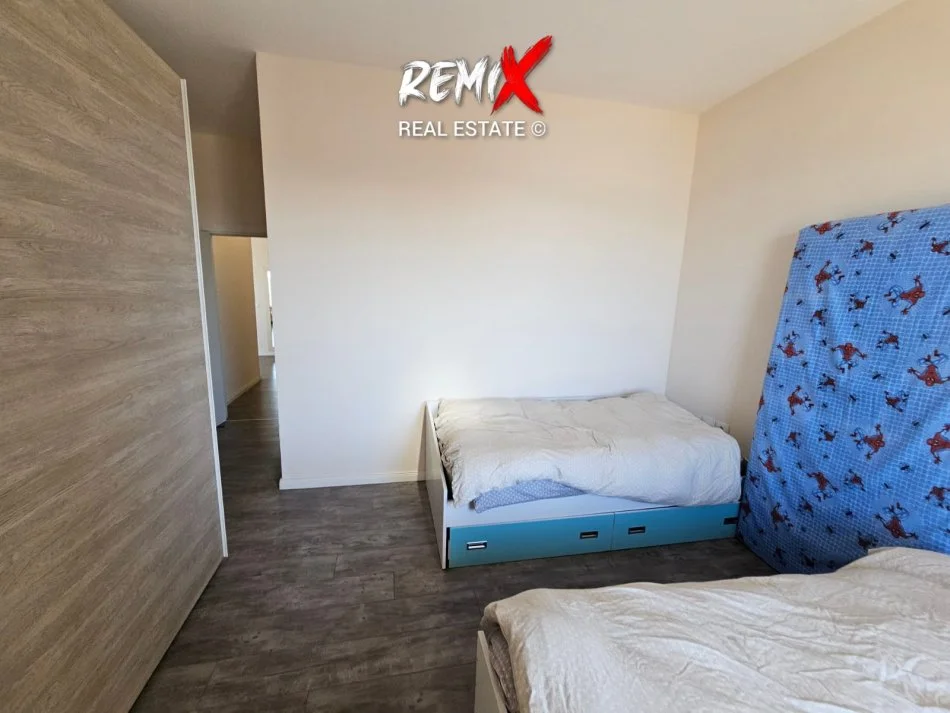 Shkembi Kavajes, shitet apartament+verande | Penthouse 3+1+Aneks+Ballkon Kati 4, 164 m² 300.000 € 