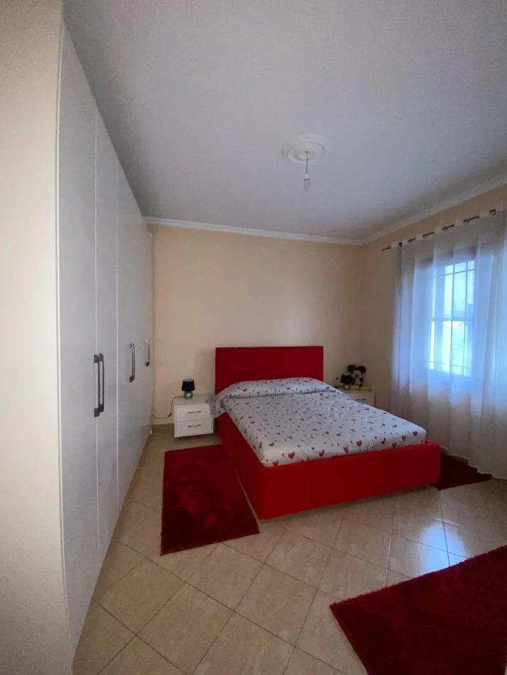 Tirane, jepet me qera apartament 1+1 Kati 1, 75 m² 400 € (Institui buqesor)