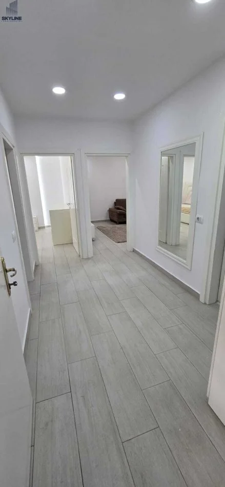 Tirane, shitet apartament 2+1 Kati 3, 83 m² 158.000 € (Rruga Kavajes)
