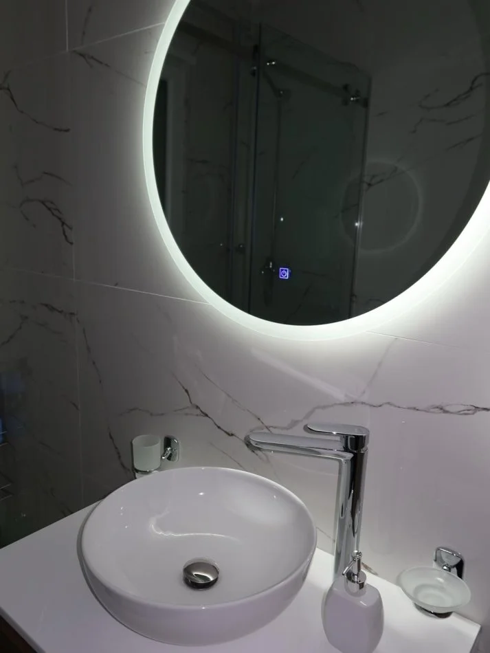 Tirane, jepet me qera apartament 1+1 Kati 2, 58 m² 650 € (Selit)