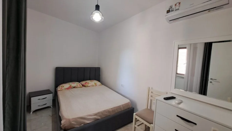 Vlore, jepet me qera shtepi 2+1 Kati 1, 45 m² 400 € (Plazhi Vjeter, Vlore)