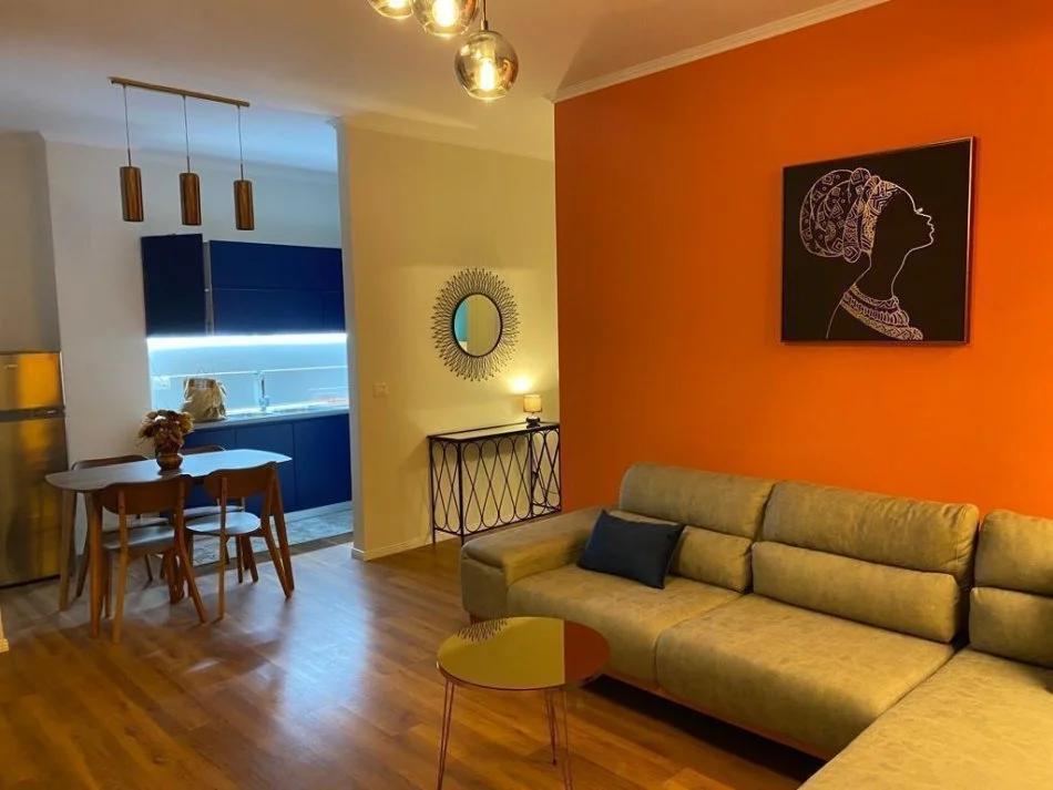 Tirane, jepet me qera apartament 1+1+Aneks+Ballkon Kati 3, 75 m² 750 € (Delijorgji)