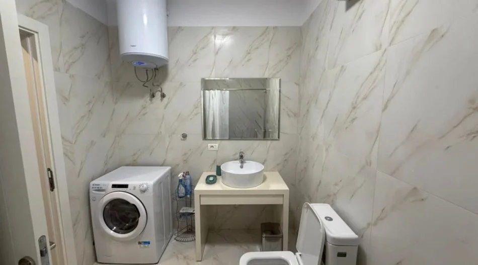 Tirane, shitet apartament 1+1 Kati 7, 84 m² 138.000 € (fresk)