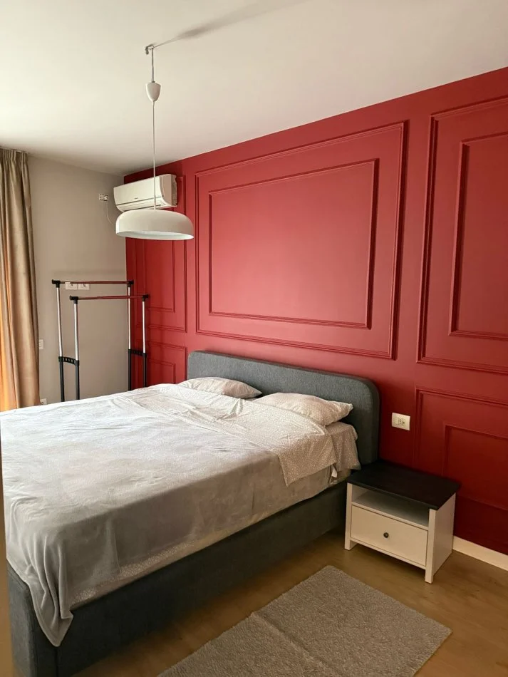 Tirane, jepet me qera apartament 1+1 , 800 € (9 KATSHET)