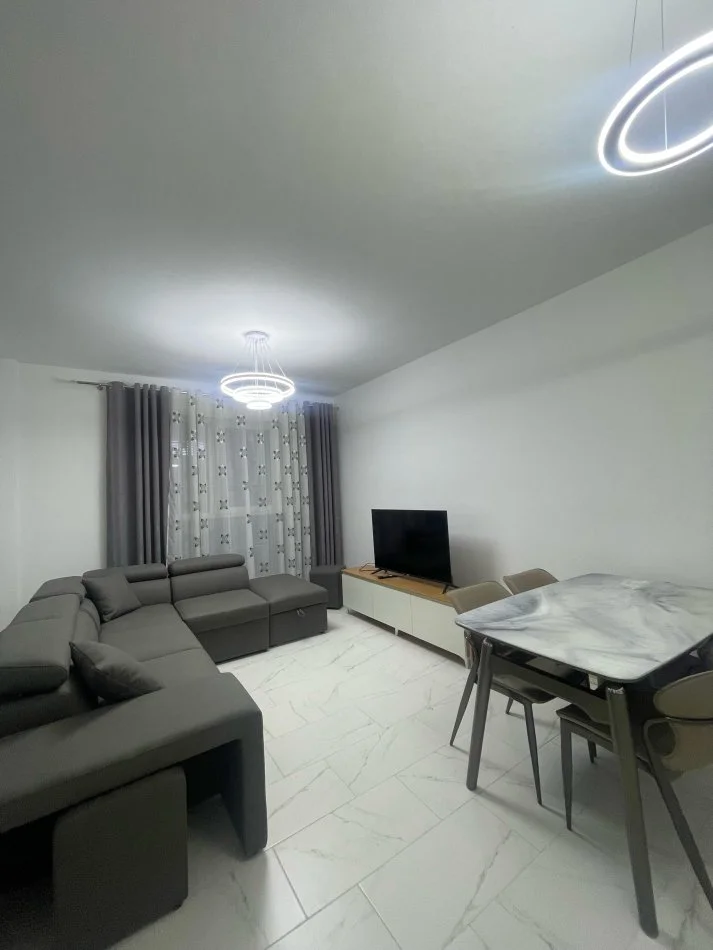 Tirane, jepet me qera apartament 1+1+Ballkon Kati 9, 73 m² (Trio Towers Residence, Don Bosko)