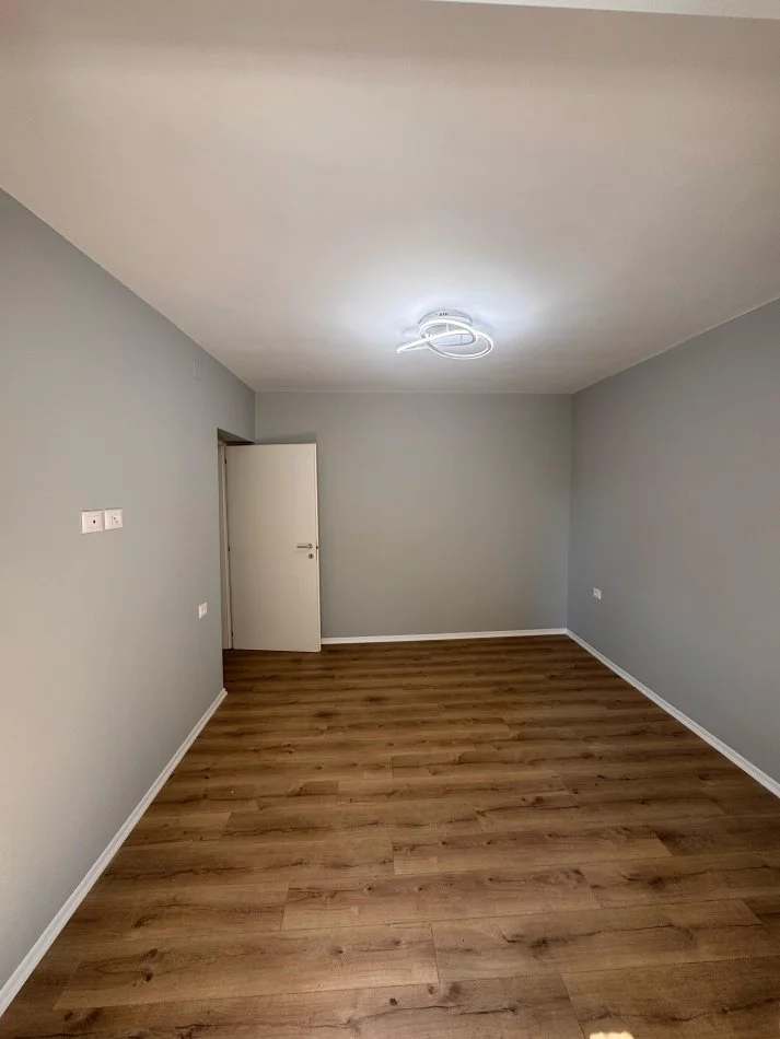 Tirane, shitet apartament 2+1 Kati 2, 75 m² 179.000 € (MYSLYM SHYRI)