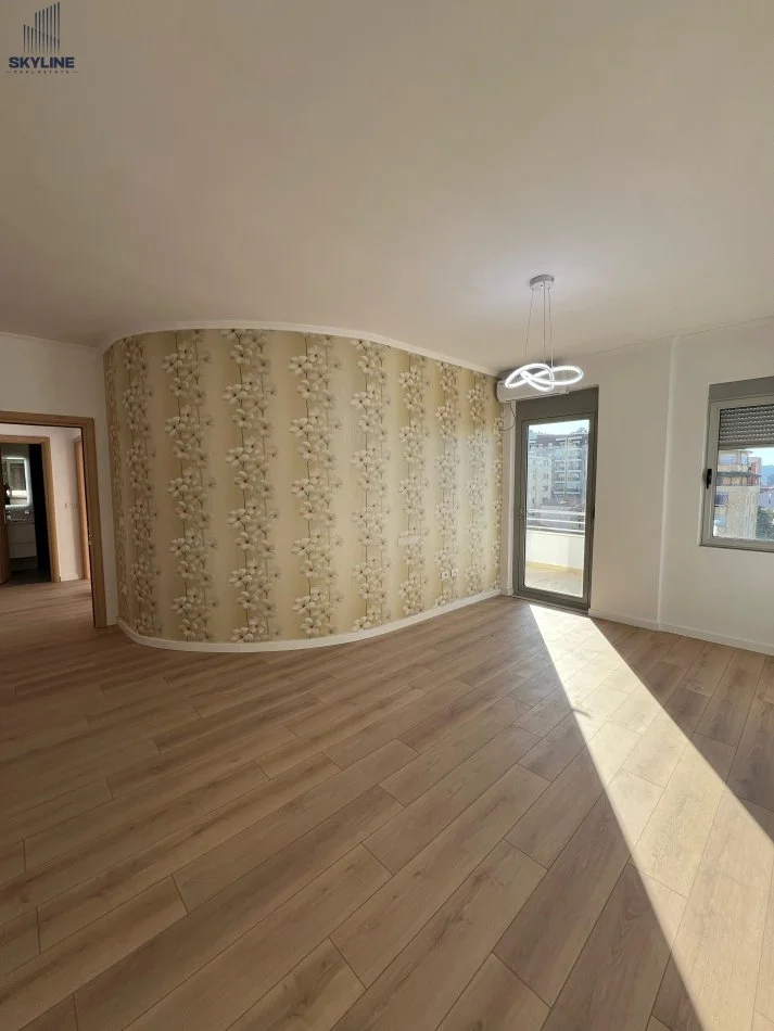 Tirane, shitet apartament 2+1 Kati 4, 84 m² 173.000 € (Kodra e Diellit)