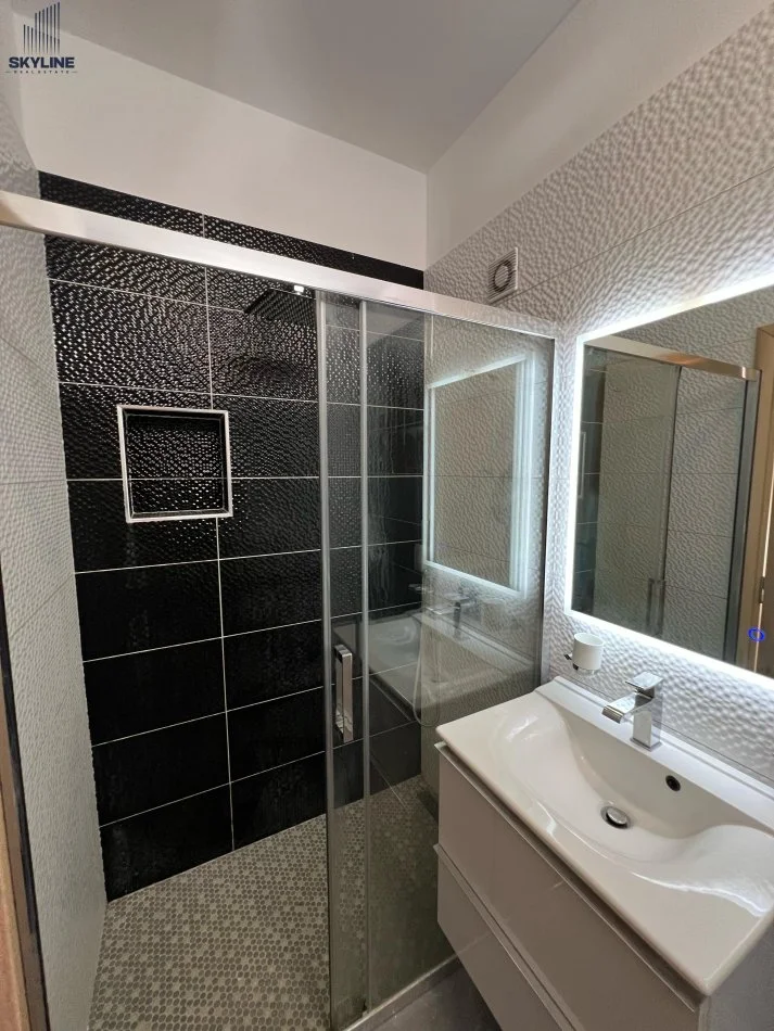 Tirane, shitet apartament 2+1 Kati 4, 84 m² 173.000 € (Kodra e Diellit)