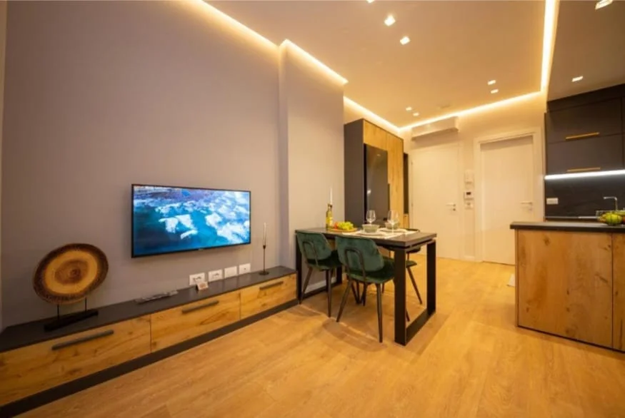 SHITEN: 3 Apartamente 1+1📍Rr. e Barrikadave - QENDER | 217 m² Total ||  (995.000 Euro) 💥 100% te Kompletuara