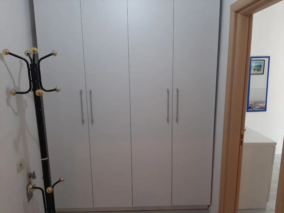 Tirane, jepet me qera apartament 1+1 Kati 7, 60 m² 650 € 