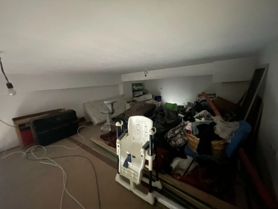 Tirane, shes dyqan Kati 0, 37 m² 72.000 € (Riza Cerova)