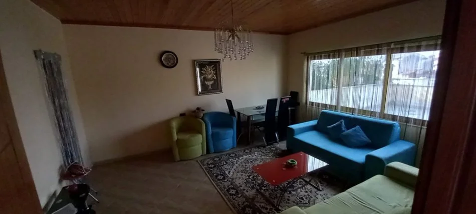 Tirane, jepet me qera Vile 2+1+Ballkon Kati 4, 140 m² 370 € (Rrethi i Shkozes)