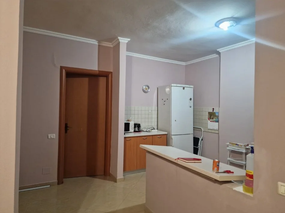 Tirane, shitet apartament 2+1+Ballkon Kati 4, 114 m² 220.000 € (shkolla partizani)