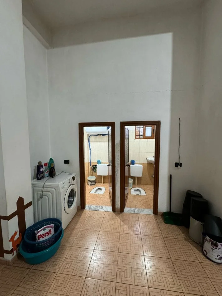 Jepet me qira ambient biznesi, Institut