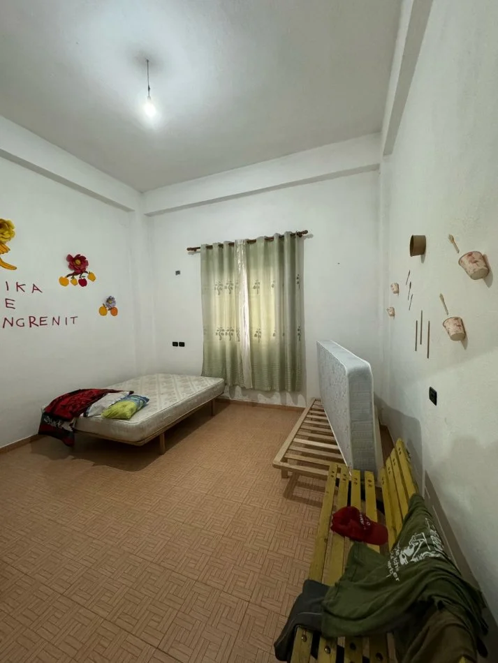 Jepet me qira ambient biznesi, Institut