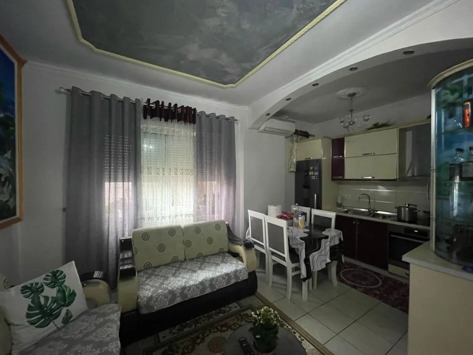 Tirane, shitet 2+1 , 87 m² 127.000 € (astir)