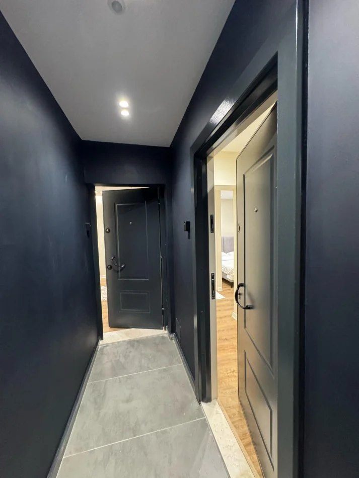 Tirane, shitet apartament 1+1 Kati 1, 59 m² (Pazari i Ri)