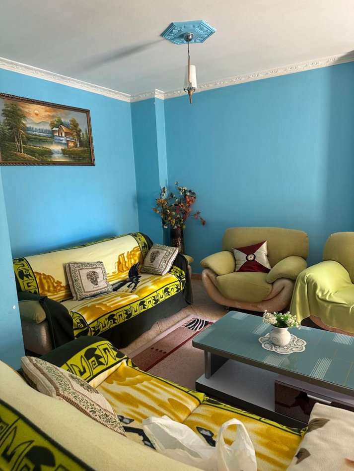 Durres, jepet me qera apartament 2+1+Ballkon Kati 2, 90 m² 300 € (Prane Garden Hill, Vila e Zgut)