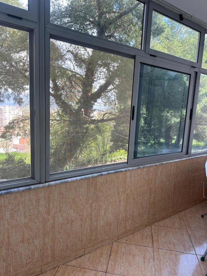 Durres, jepet me qera apartament 2+1+Ballkon Kati 2, 90 m² 300 € (Prane Garden Hill, Vila e Zgut)