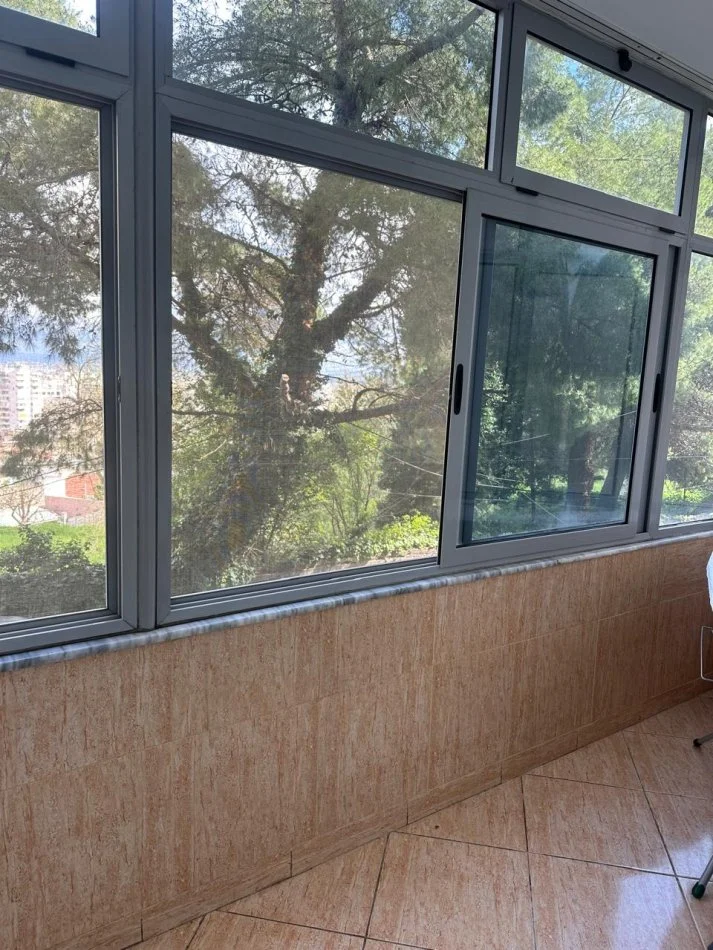 !Dhene! Durres, jepet me qera apartament 2+1+Ballkon Kati 2, 90 m² 280€ (Prane Garden Hill, Vila e Zgut)