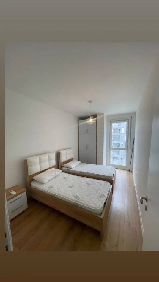 Tirane, jepet me qera apartament 2+1 Kati 5, 600 € (Don Bosko,Fiori di Bosko)