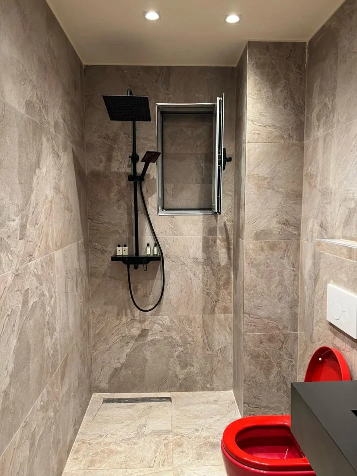 Tirane, jepet me qera apartament 2+1 Kati 2, 100 m² 650 € 