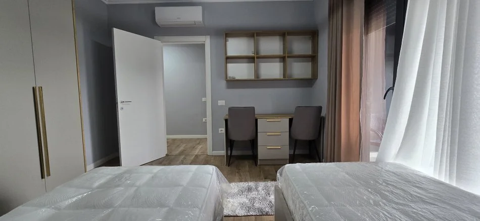 Ofrohet me qira apartament (2+1+2) plus postparkim, Liqeni i Thate (LIQENI I THATE)