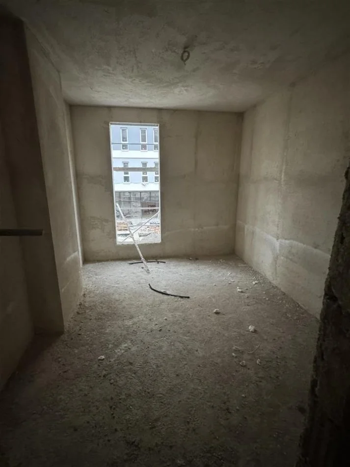 Tirane, shitet apartament 2+1+Ballkon Kati 2, 105 m² 106.090 € (Univers City)