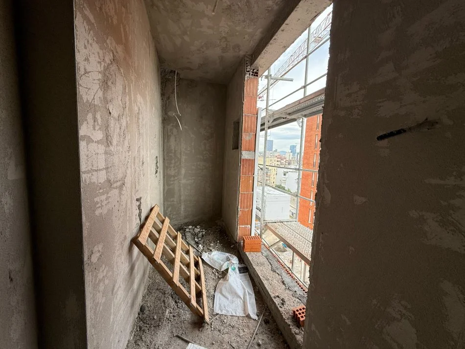 Tirane, shitet apartament 1+1+Ballkon Kati 6, 75 m² 116.000 € (Rruga: Siri Kodra)