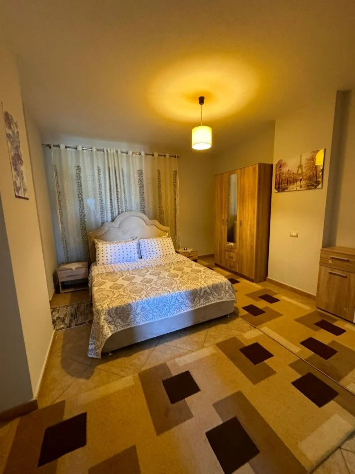 Durres, jepet me qera apartament+verande | Penthouse 2+1+Aneks+Ballkon Kati 10, 170 m² 500 € (Pranvera Durres)