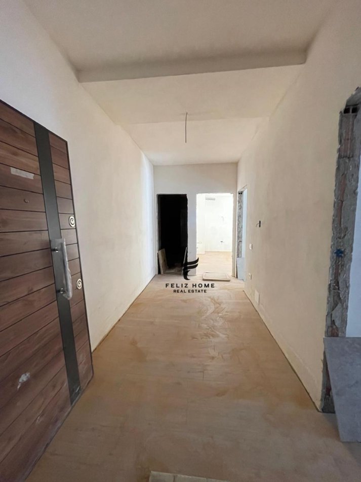 Tirane, shitet apartament 2+1 Kati 2, 97 m² 125.000 € (ASTIR)