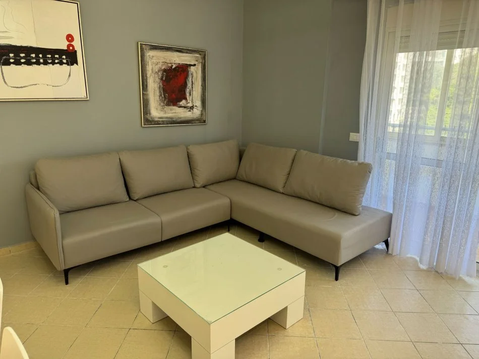 Durres, shitet apartament 1+1+Aneks+Ballkon Kati 3, 74 m² 145.000 € (Shkemb i Kavajes)