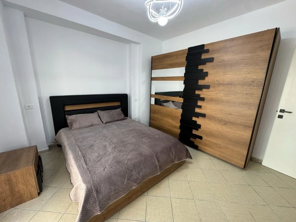 Durres, shitet apartament 1+1+Aneks+Ballkon Kati 3, 74 m² 145.000 € (Shkemb i Kavajes)