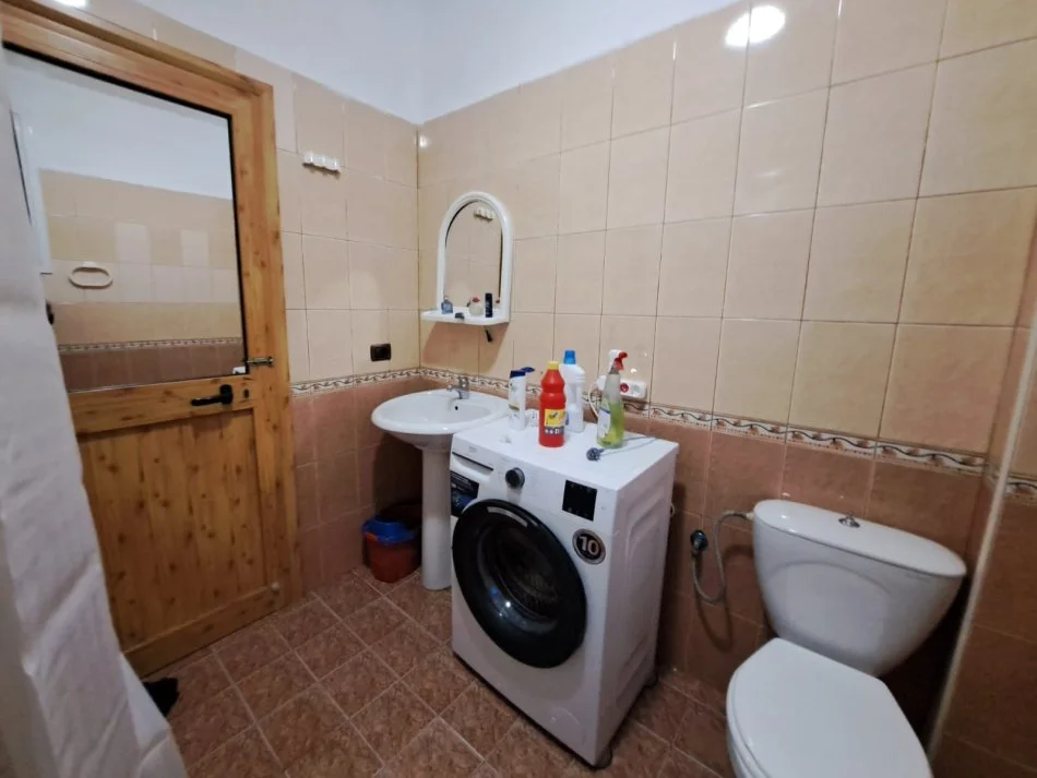 Tirane, jap me qera apartament 1+1 Kati 3, 62 m² 450 € (Myslym Shyri)