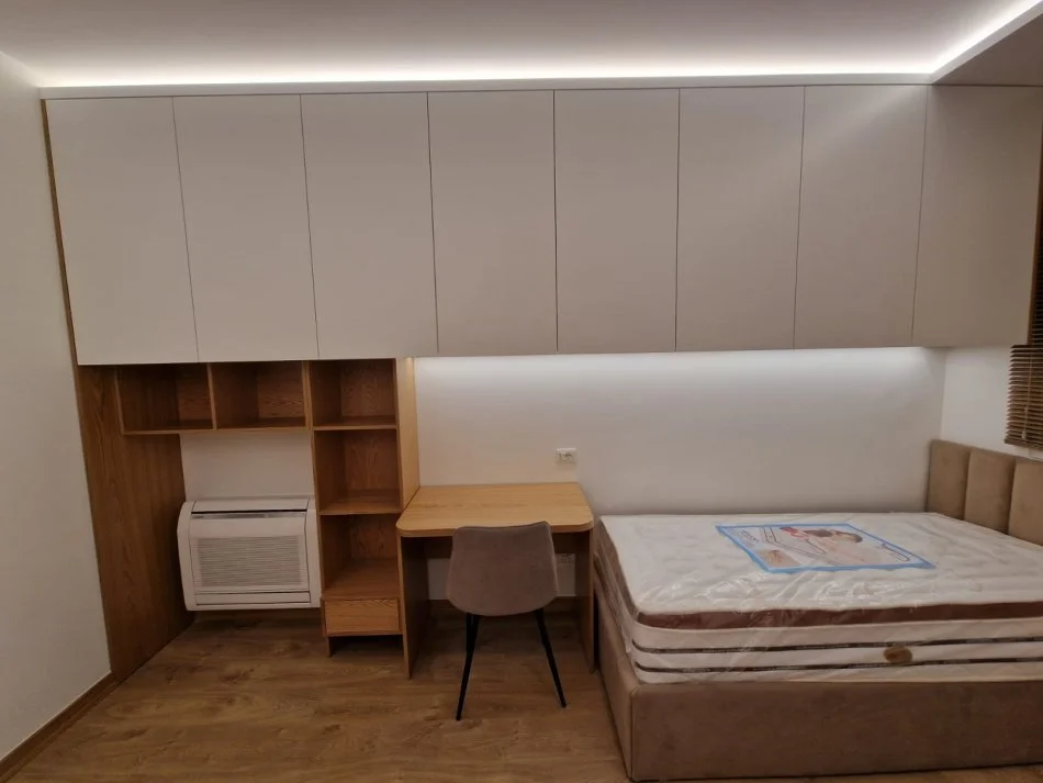 Tirane, jepet me qera apartament 2+1 Kati 2, (kopshti zoologjik)