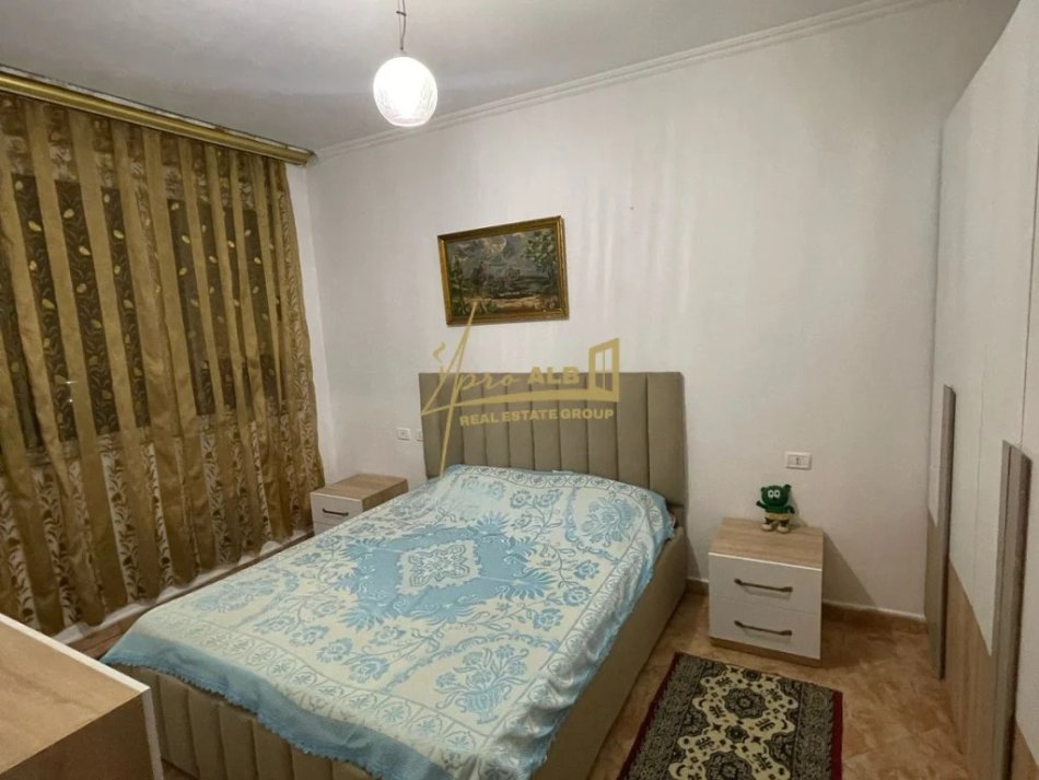 Tirane, jepet me qera apartament 2+1+Ballkon Kati 2, 75 m² 500 € (Don Bosko, Shkolla Qazim Turdiu)