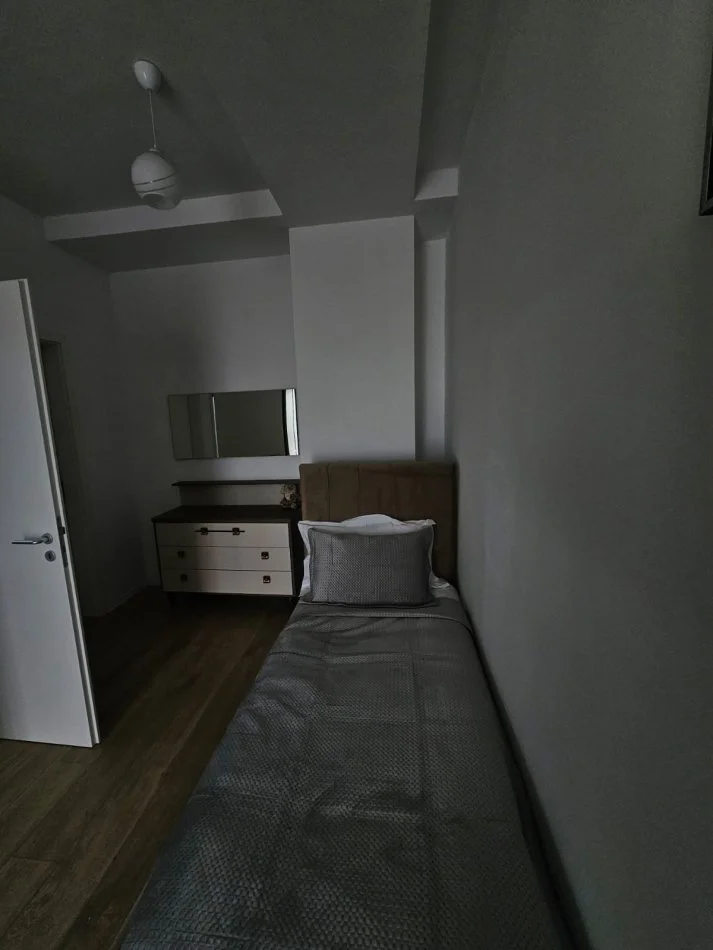 Tirane, jepet me qera apartament 2+1 Kati 4, 100 m² 600 € 