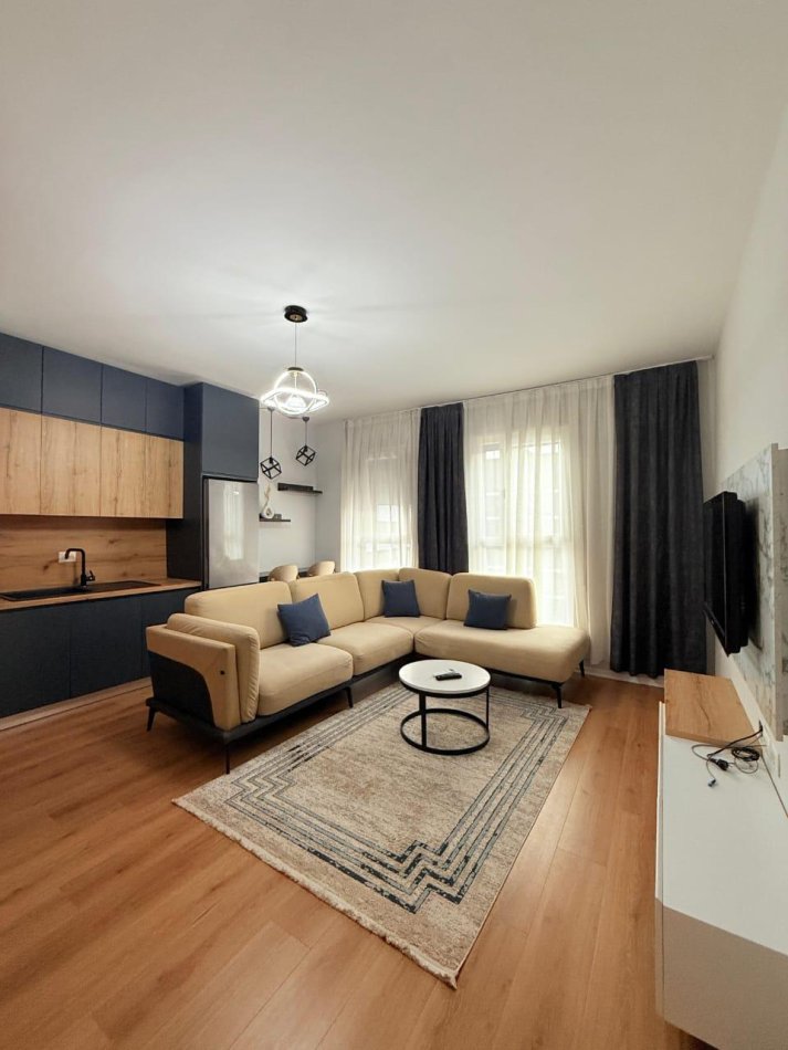 Tirane, jepet me qera apartament 1+1 Kati 6, 75 m² 600 € (Rezidenca Trio Tower, Don Bosko)