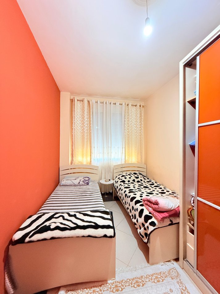 Tirane, shitet apartament 2+1+Ballkon Kati 7, 105 m² 125.000 € (Casa Italia, Tek Spitali Hygeia)