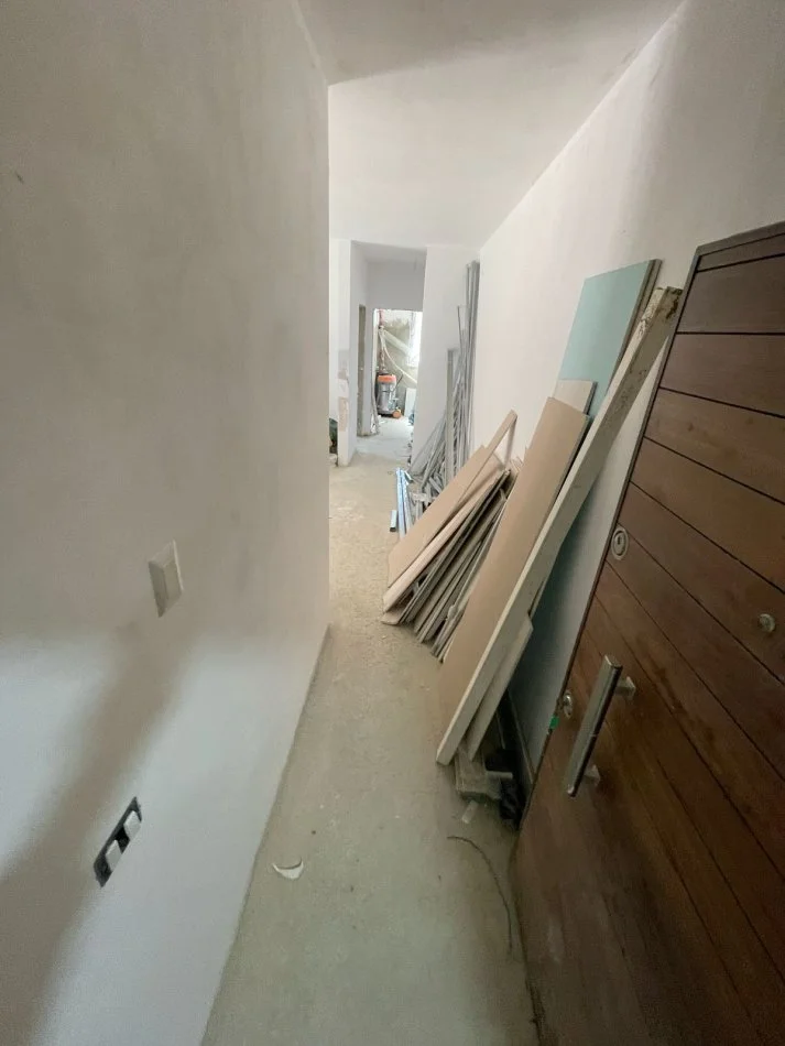 Tirane, shitet apartament 1+1+Ballkon Kati 2, 50 m² 80.000 € (Selit)