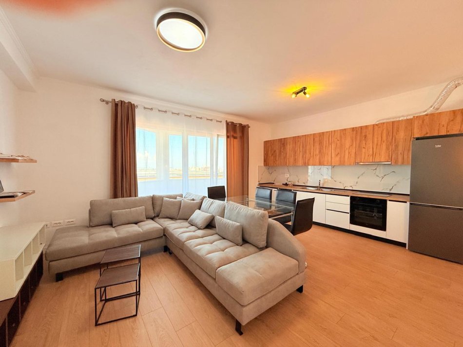 Tirane, jepet me qera apartament Kati 8, 95 m² 650 € (Rruga Feizi Himzo, River Residence)