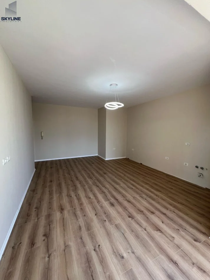 Tirane, shitet apartament 1+1 Kati 6, 68 m² 150.000 € (Bulevardi i Ri)