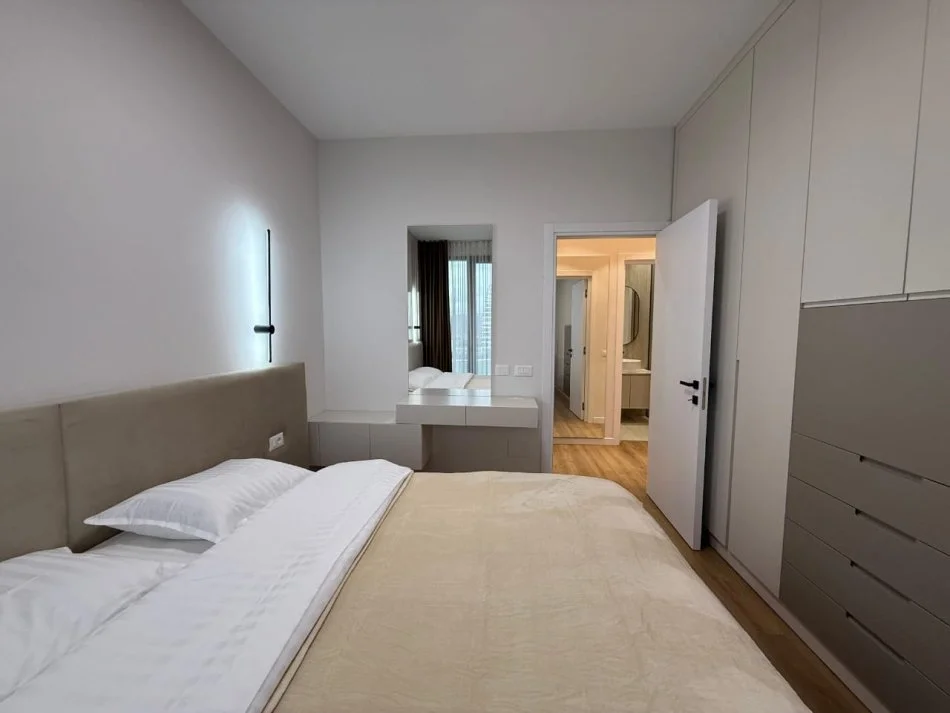 Tirane, jepet me qera apartament 2+1+Ballkon Kati 5, 105 m² (Altana Luxury Residence)