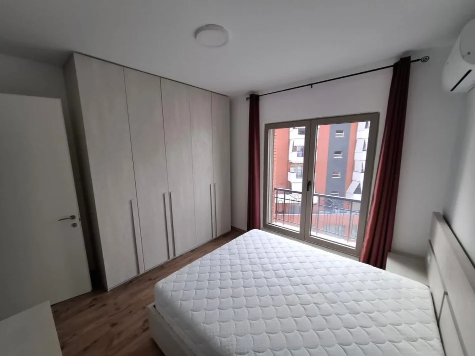 Tirane, jepet me qera apartament 1+1 Kati 6, 65 m² (Kompleksi Delijorgji)