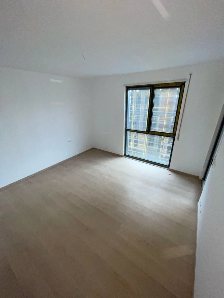 Tirane, shitet apartament 2+1+Ballkon Kati 5, 117 m² 152.750 € (Akses Tirana)