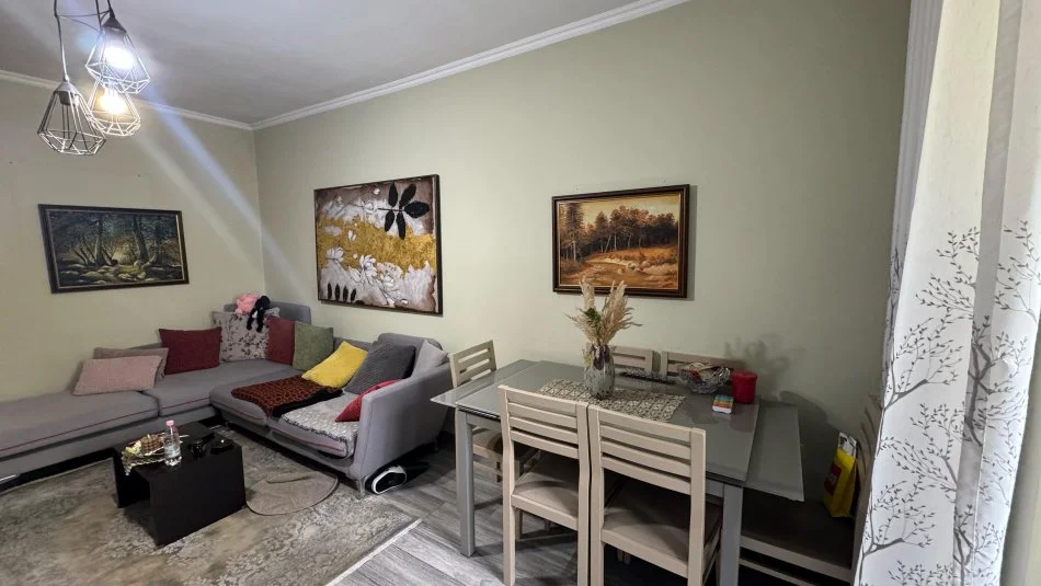 Tirane, shitet apartament 2+1+Ballkon Kati 3, 80 m² 165.000 € (Myslym Shyri)