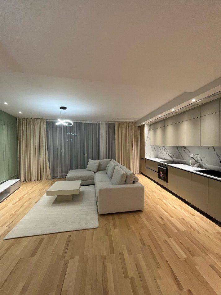 Tirane, jepet me qera apartament 2+1+Ballkon Kati 5, 130 m² 2.200 € (Lake View Residence, Liqeni)