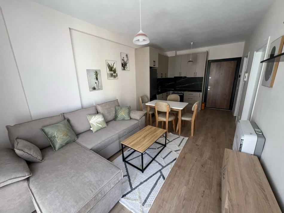 Tirane, jap me qera apartament 1+1 Kati 6, 55 m² 420 € (Univers City , Prane QTU)