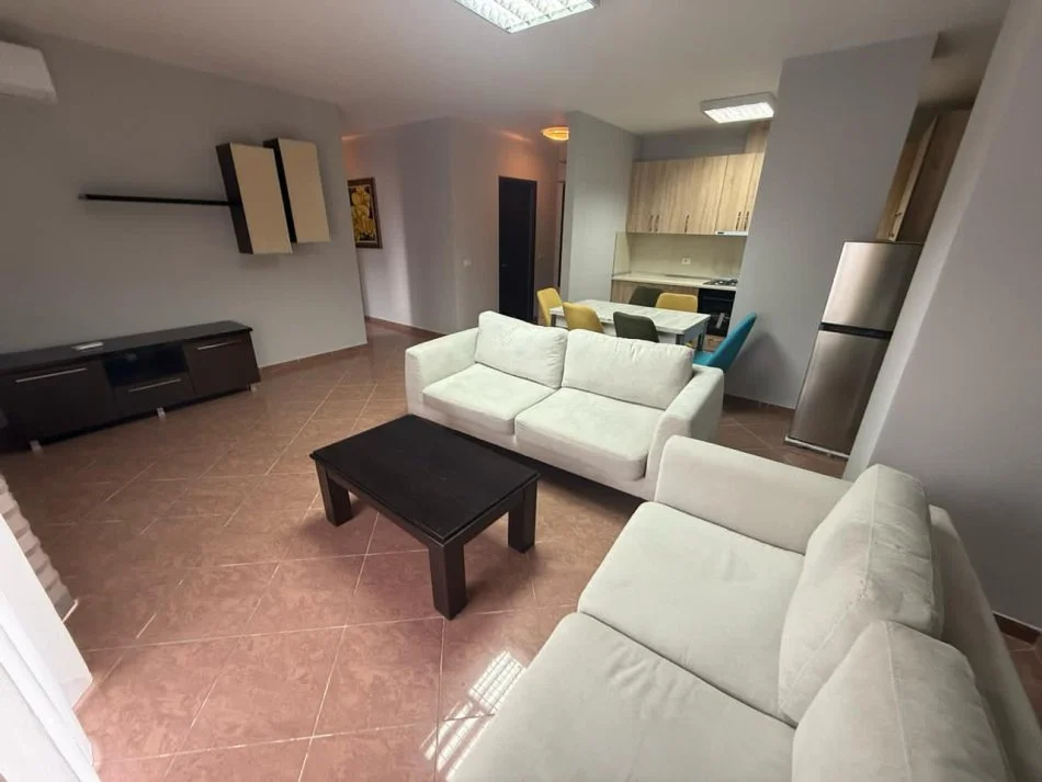 Tirane, shes apartament 2+1+Aneks Kati 6, 122 m² 244.000 € (Varri Bamit)